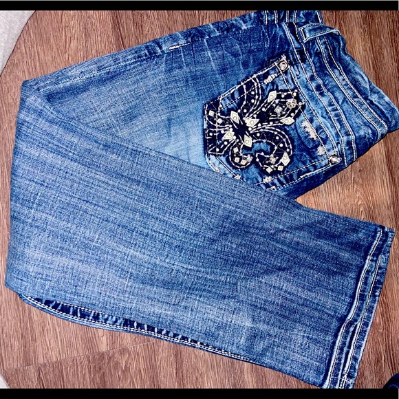 Miss Me Denim - Mid Rise Boot Jeans. Size 31. Worn 5-6 times